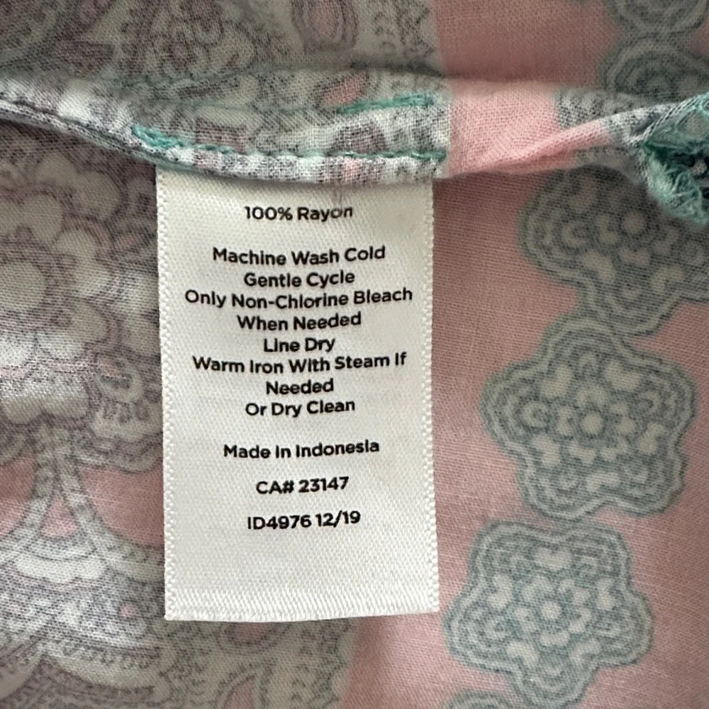 Talbots Floral Sleeveless Top - Blue and Pink Size XL - Picture 3 of 3